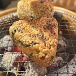 焼肉しみず - 焼きおにぎり(2個)