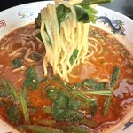 中華 一龍飯店 - 麺リフトアップ
