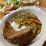 音野精肉店 - 我が家自家製の赤缶カレーにトッピングしましたが、うまかったです٩(^‿^)۶
