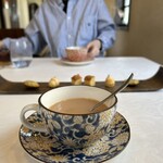 エヴォリュエ - 