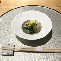天冨良 麻布よこ田 新宿別邸 - 小松菜と油揚げのお浸し