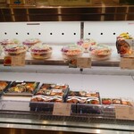 グリーン・グルメ - グリーン･グルメ ミナモア店 ショーケース① (2025.04.30)