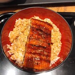 名代 宇奈とと - 