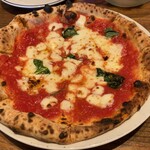 ヴィチーノ レストラン・カフェ - マルゲリータ