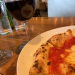 ヴィチーノ レストラン・カフェ - おかわり赤ワイン