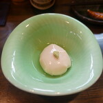 大納言本家 - お通し（自家製胡麻豆腐）
