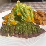 グルマン亭ながい - ポークソテー香草焼き。見た目からして美味い決定