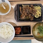 牛角焼肉食堂 - 