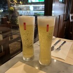 ピッツェリア ティンタレッラ - ペローニナストロアズーロ(イタリア生ビール)