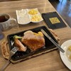 チーズと生はちみつBeNe アスナル金山店
