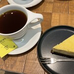 ダンテ コーヒー&ウィスキー - チーズケーキ＆Chelbesa