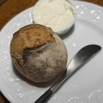 HAGI - 自家製パン、発酵バター