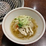 焼肉 にくる - にくる冷麺