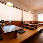 高虎屋 - ＜お座敷席＞ご家族様連れも安心です。