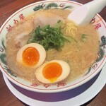 ラーメン 魁力屋 - 京都背脂醤油味玉ラーメン