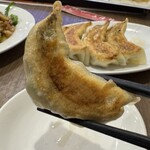 上海軒 - 叩いたらコンコンって音がした。カリもち。