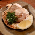 二十一亭 - ホタテバター醤油焼