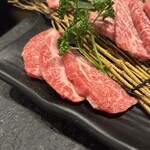 厳選黒毛和牛と極上焼肉の店 Yakiushi 秋葉原 - 黒毛和牛おまかせ5種盛り
