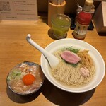らぁ麺 吉井 - そそられるなぁ