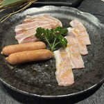 厳選黒毛和牛と極上焼肉の店 Yakiushi 秋葉原 - ソーセージ等