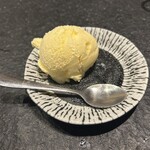 厳選黒毛和牛と極上焼肉の店 Yakiushi 秋葉原 - アイスクリーム(バニラ)