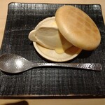 ぎんざ 一二岐 - 醤油のアイスクリーム