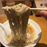 らぁ麺 吉井 - 細麺だがコシがものすごく良い