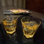 和牛・牛タン・地鶏×個室 鶴龍 - 上等梅酒ロック