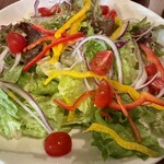 パスタタベタイ - 季節の野菜のサラダ