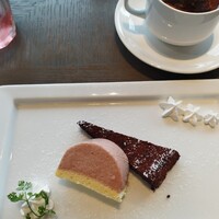 COLONIAL BEACH 横浜ハンマーヘッド - 