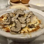 297692547 - トリュフと半熟卵のオーブン焼きピエモンテ風