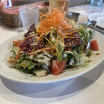 イタリア食堂amico - レギュラーサイズのシーザーサラダ2人前