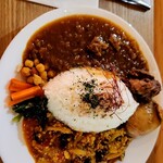マンドリルカレー - キーマ＋週がわり