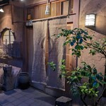 割烹　梅津 - お店の前に着きました