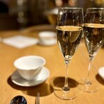 中国料理 「王朝」 - 飲み放題のスパークリングワイン