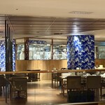 中国料理 「王朝」 - テーブルから見た店内