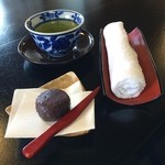 若松 ゆがわら石亭 - 今日のお宿のおもてなしの「きんつば」です。