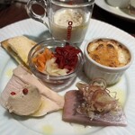 ASSE - このお通しだけで何杯も飲めます