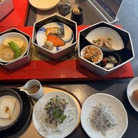 日本料理 湯河原 華暦 -  日本料理 湯河原 華暦 -