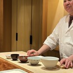 天ぷら 元吉 - 締めのご飯は天丼か天茶
      丼はこの中から好きなサイズを選べます♪
