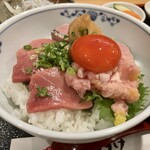 しんのすけ - まぐろ三昧丼