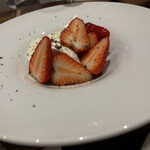 イタリアン アンド ワイン チャコール - 