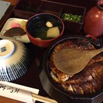 あつた蓬莱軒 本店 - 