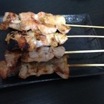 Sumibi Yaki Arashi - 串　鮭ハラス、トントロ