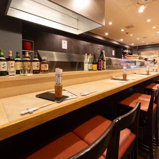 会社帰りのちょい飲みから接待、お祝いまで使える心地いい和空間