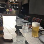 洋食堂 葡萄 - 銅のやかんで提供されるこちらのお水が美味い！