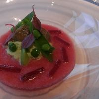 レストラン ヴァリエ - ミントの香るグリンピース エスプーマ
