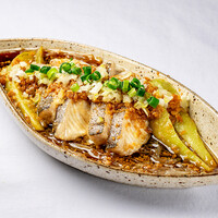 鮮魚と茄子のにんにく強火蒸し