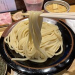 中華蕎麦 とみ田 - 色白美人な麺！リフトアップ！