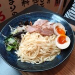 スカ醬本舗 - つけ麺オリジナル900円、煮玉子150円
